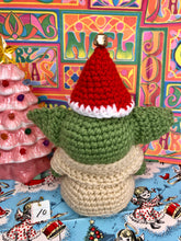 Load image into Gallery viewer, Santa Baby 10 cream